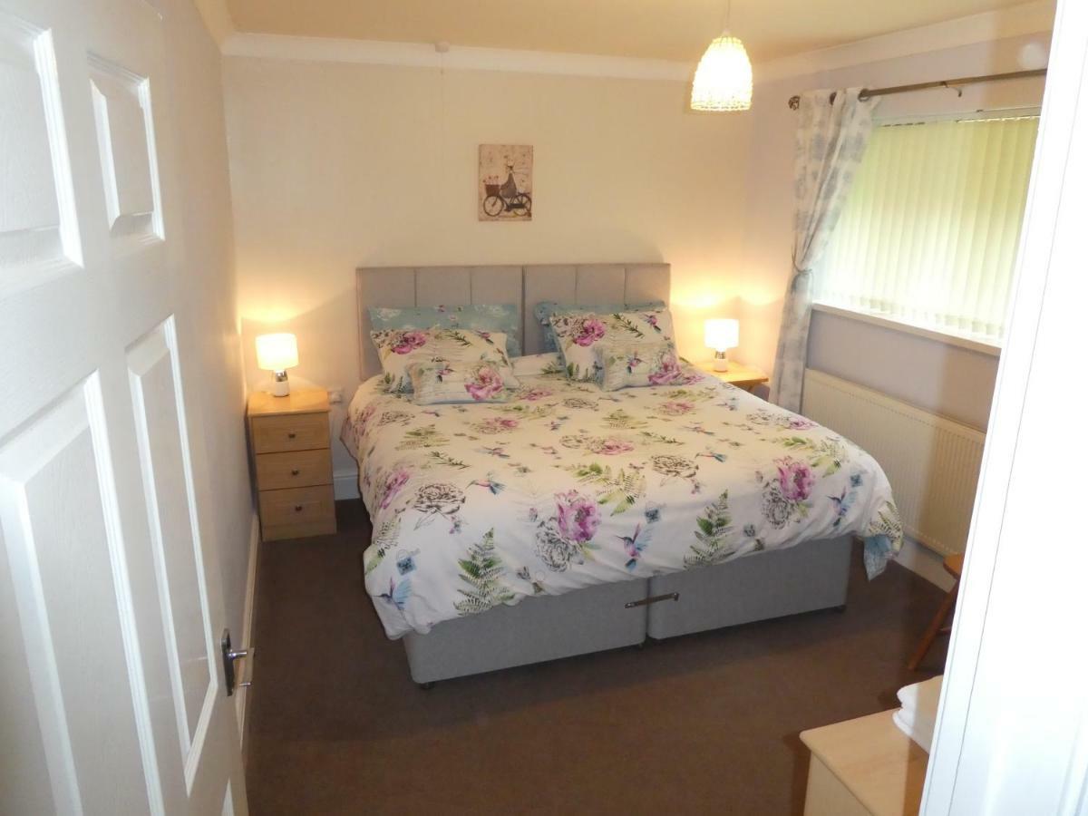 Ty Coppi Holiday Cottage Newport  Dış mekan fotoğraf